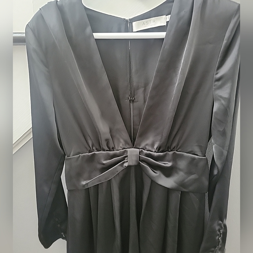ASTR The Label Friday Satin Black  Romper Sz Small Dressy Classy - Picture 3 of 6